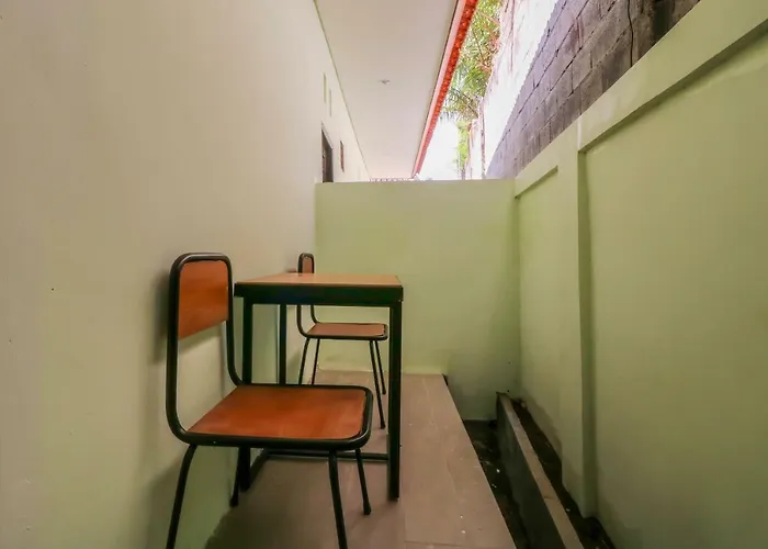 Oyo 1445 12